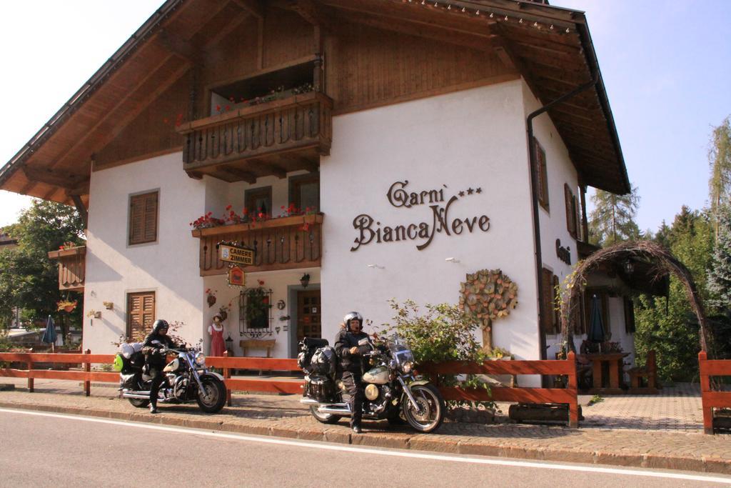 Garni Biancaneve Ruffre-Mendola Exterior photo